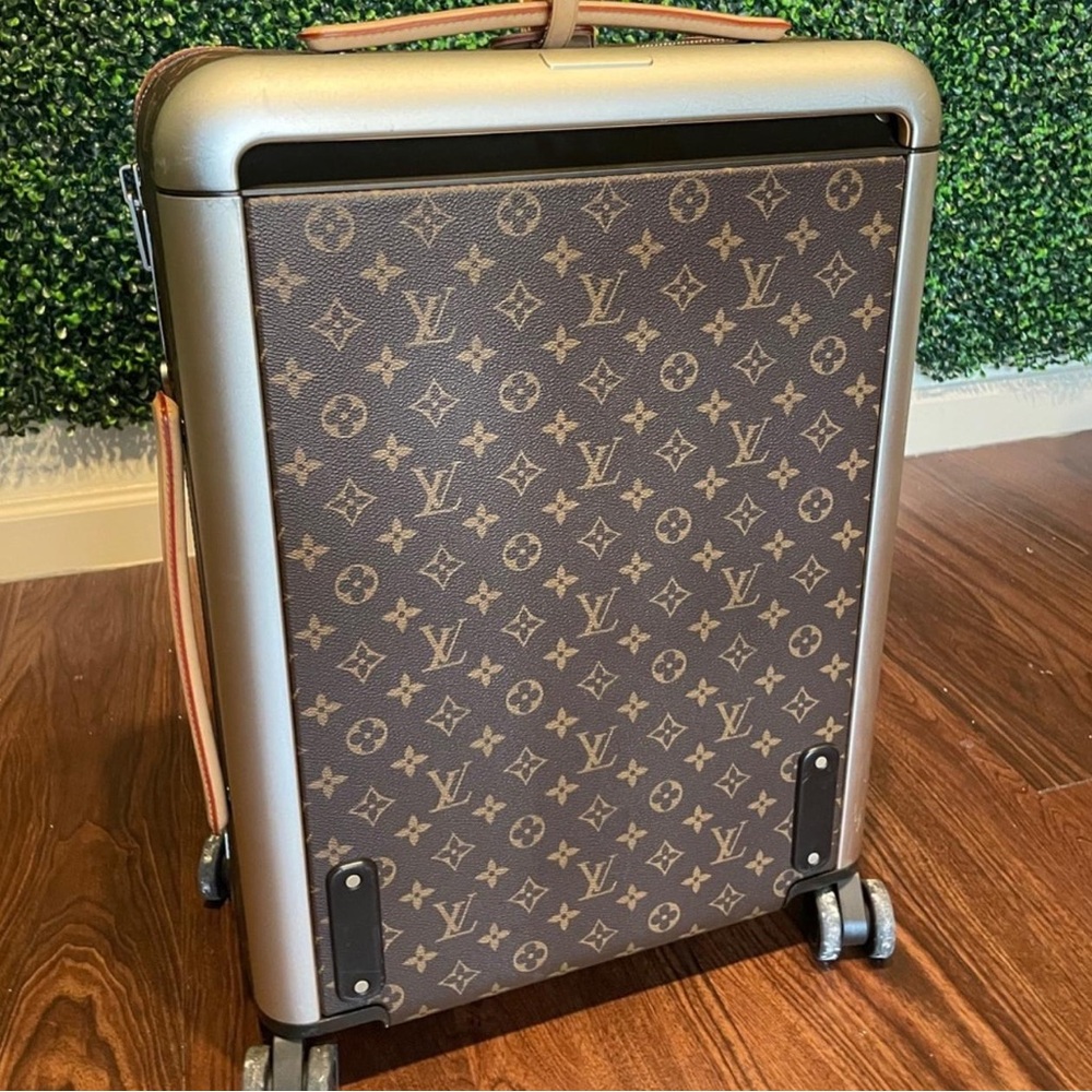 Louis Vuitton Horizon 55 Carry On Luggage - Picture 2 of 10